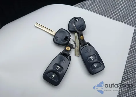 2012 Hyundai Accent Gs из США, поврежденный, VIN KMHCT5AE8CU026706